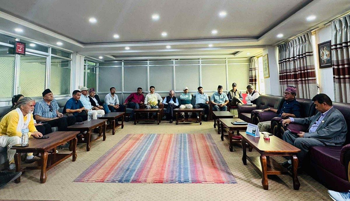 राजावादीलाई लिङ्देनको आग्रह- राजाको जन्मदिनमा सहभागी बनाैँ